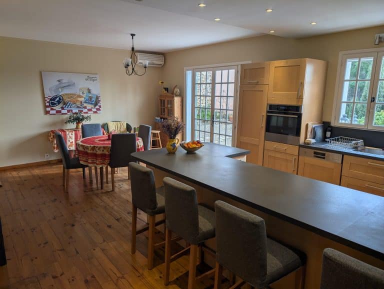 New MAV photo kitchen dining room
